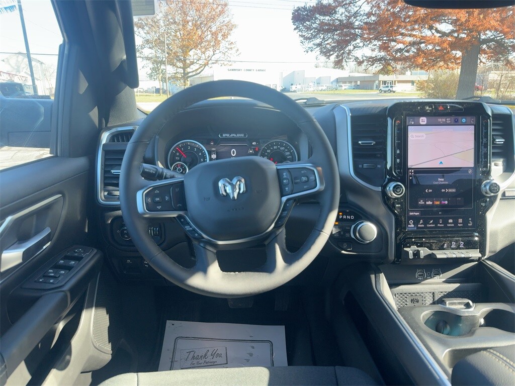 New 2026 Ram 1500 BIG HORN CREW CAB 4X4 5'7 BOX Pickup