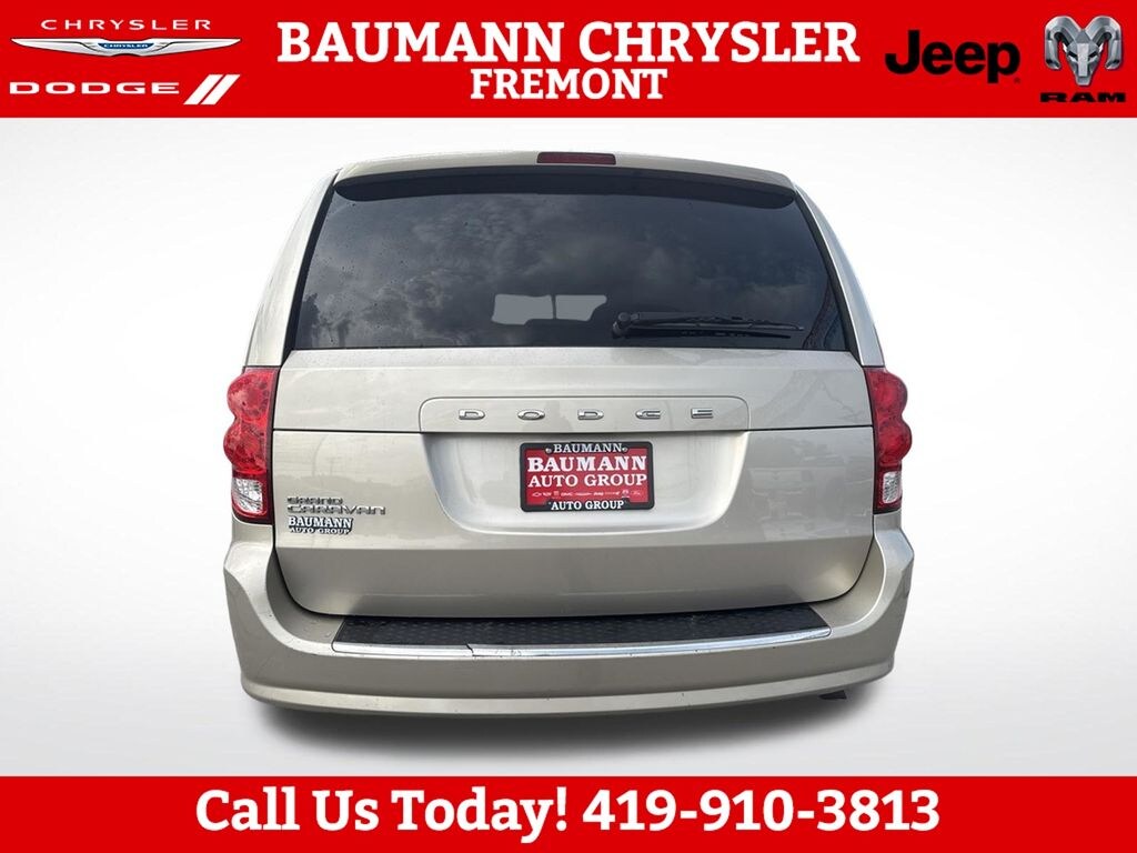 Used 2013 Dodge Grand Caravan SXT Minivan/Van