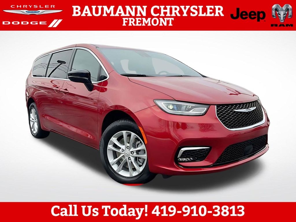New 2026 Chrysler Pacifica SELECT AWD Passenger Van