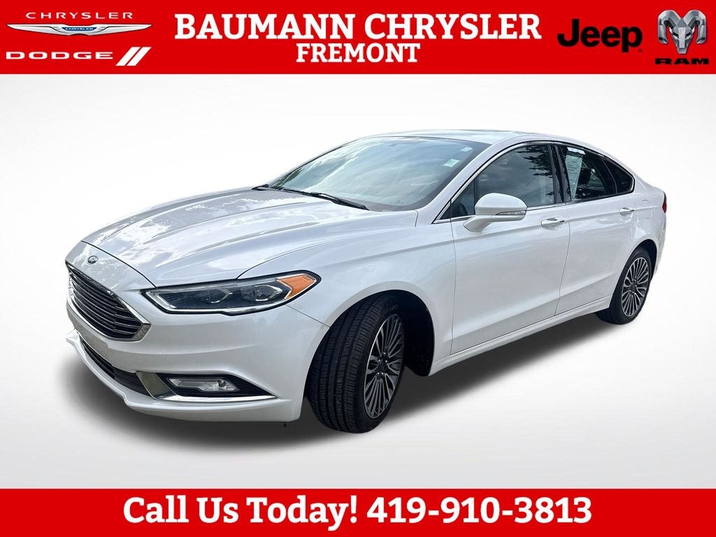 Used 2017 Ford Fusion SE Sedan