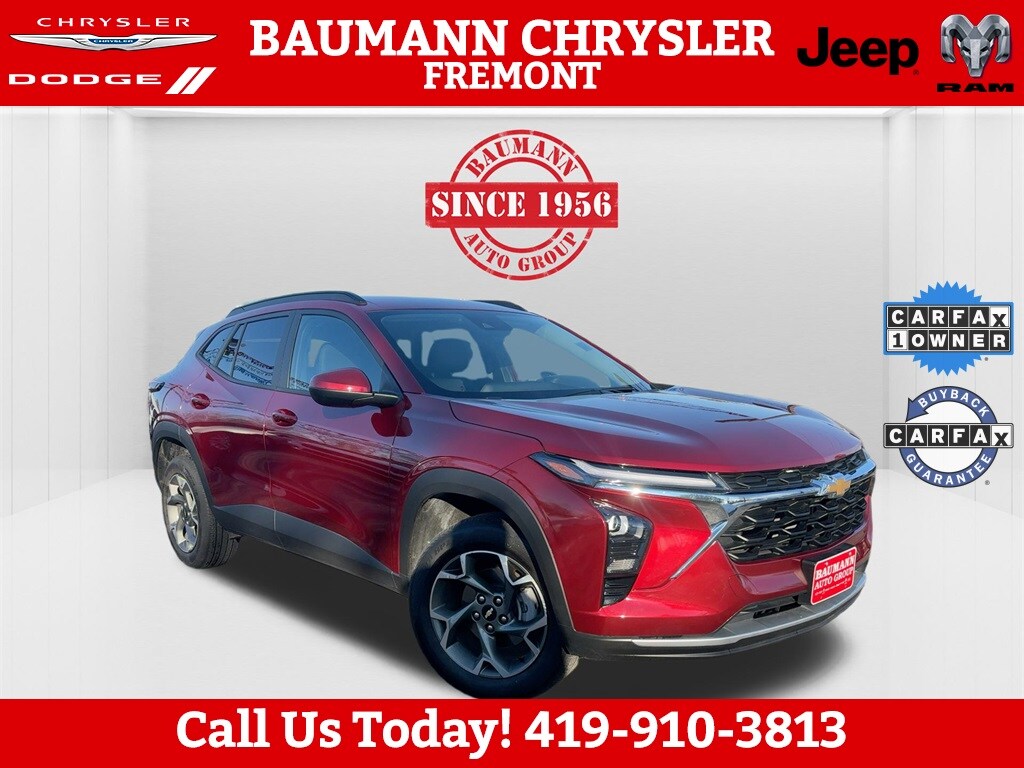 Used 2025 Chevrolet Trax LT SUV