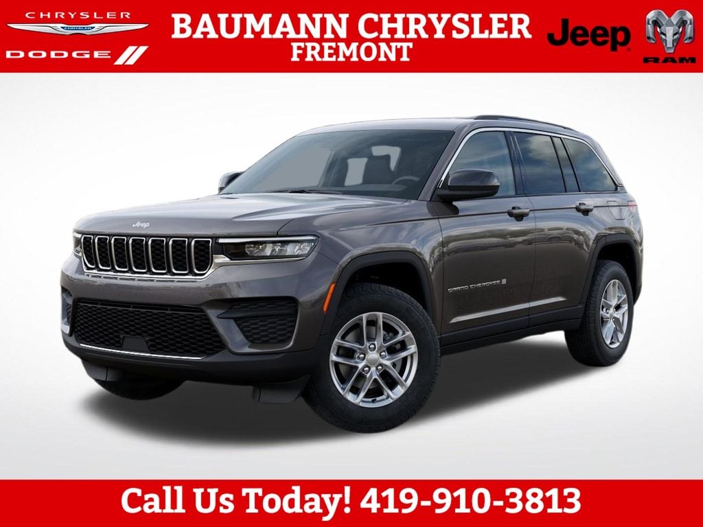 2026 Jeep Grand Cherokee Laredo X 4x4's photo