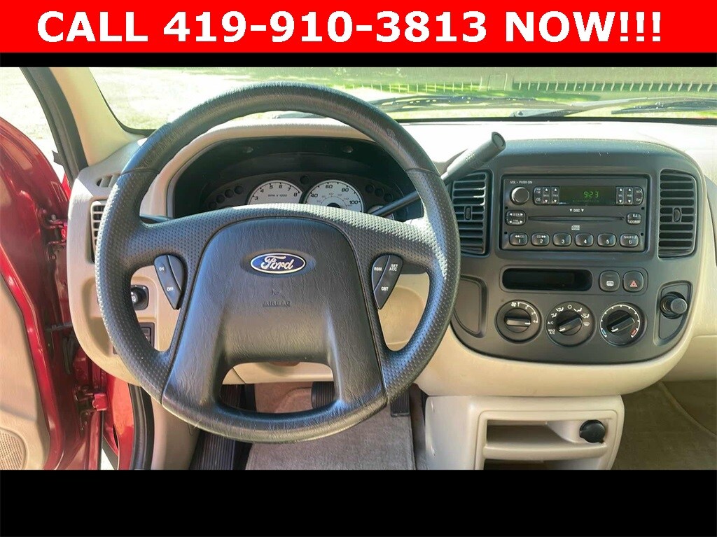 Used 2004 Ford Escape XLS with VIN 1FMYU02154DA04407 for sale in Fremont, OH