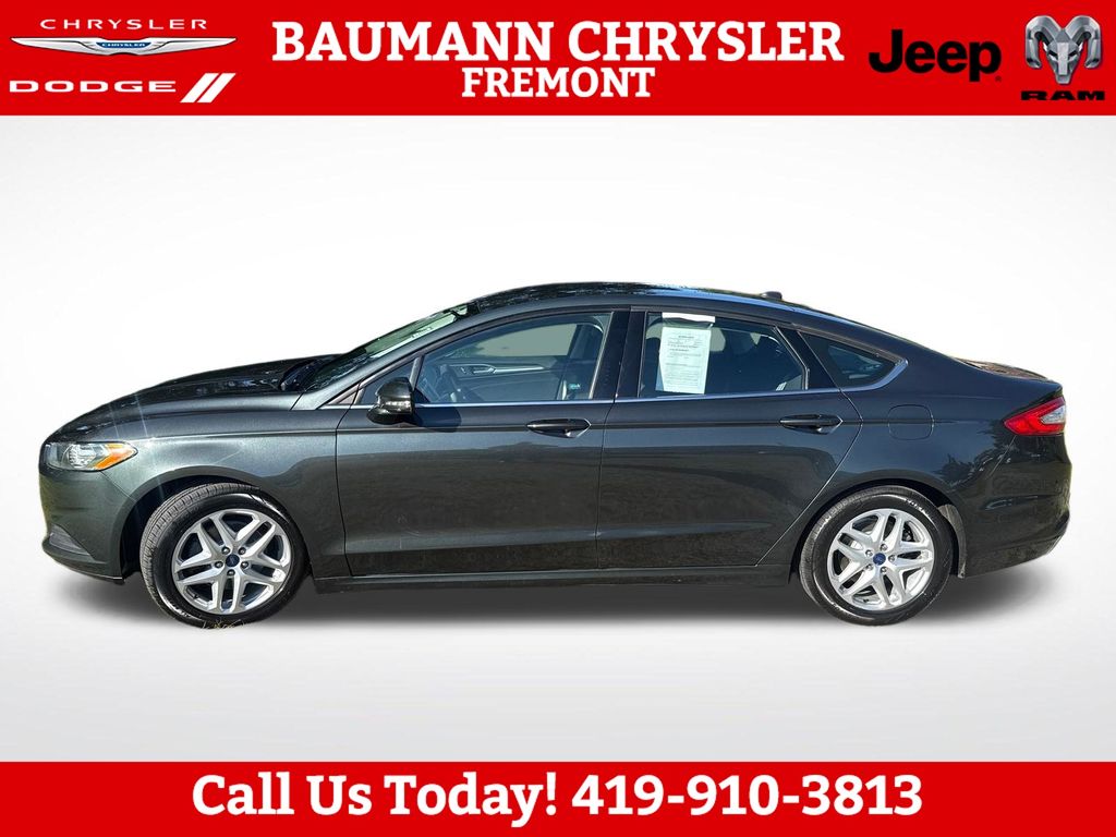 Used 2016 Ford Fusion SE with VIN 1FA6P0H7XG5106885 for sale in Fremont, OH