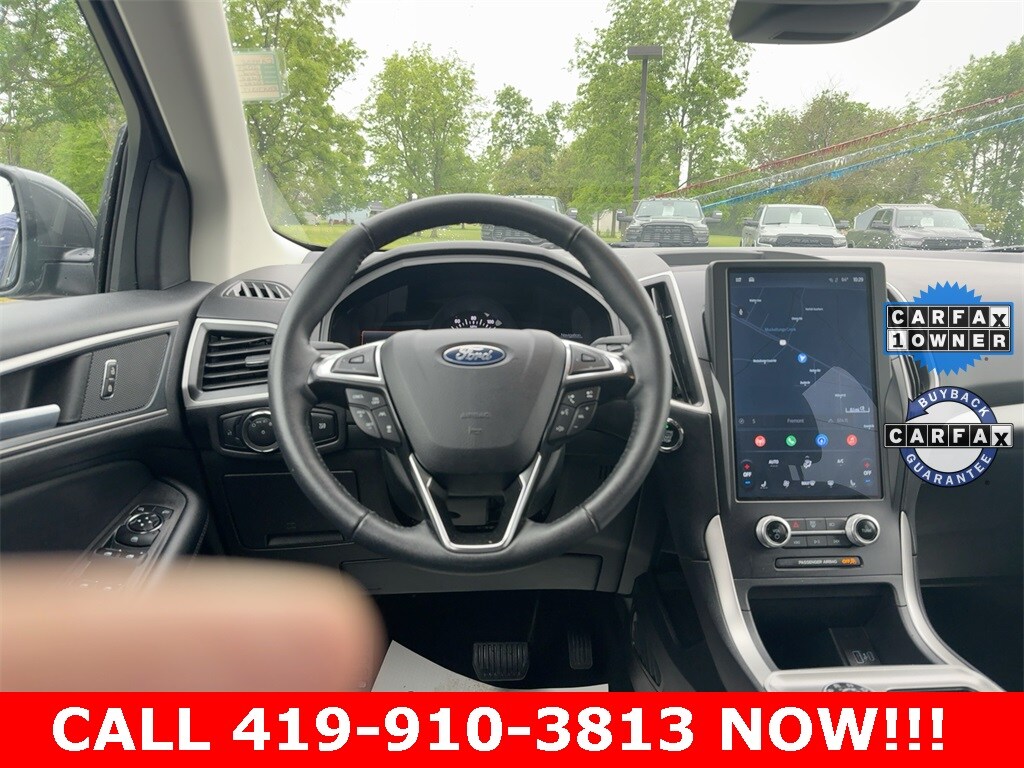 2024 Ford Edge SEL photo 3
