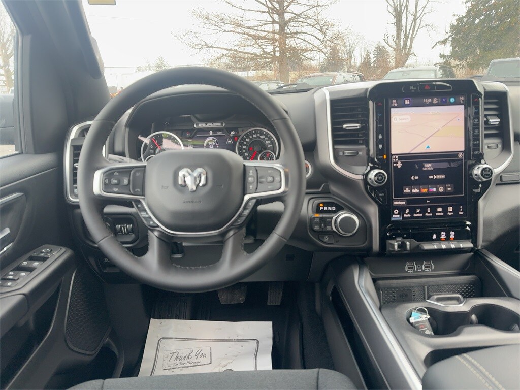 New 2026 Ram 1500 BIG HORN CREW CAB 4X4 5'7 BOX Pickup