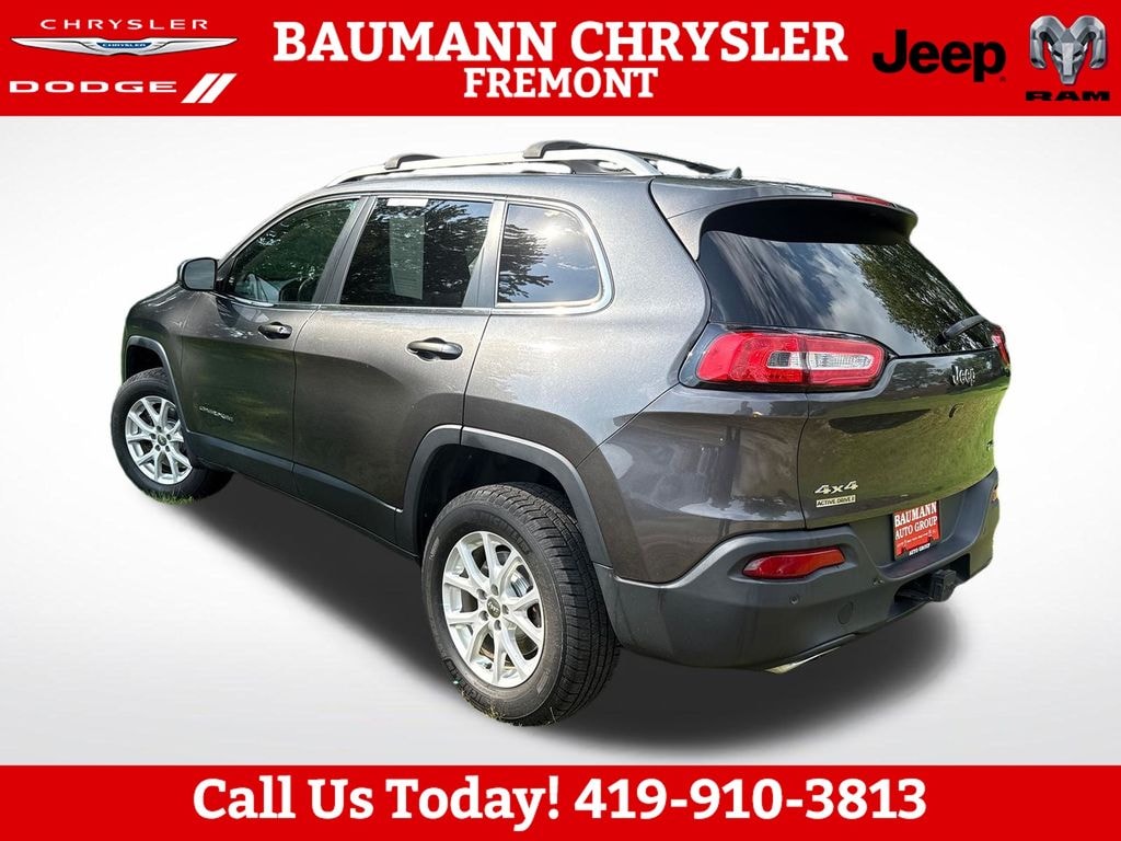 Used 2016 Jeep Cherokee Latitude SUV