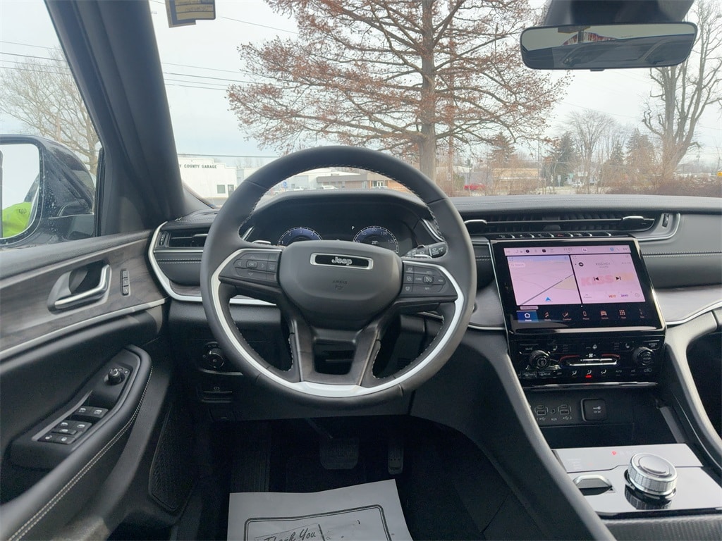 New 2025 Jeep Grand Cherokee LIMITED 4X4 Sport Utility