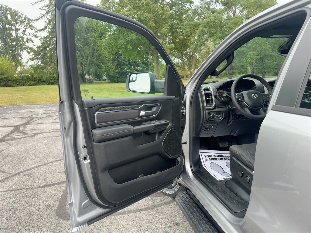 2026 Ram 1500 Big Horn photo 2
