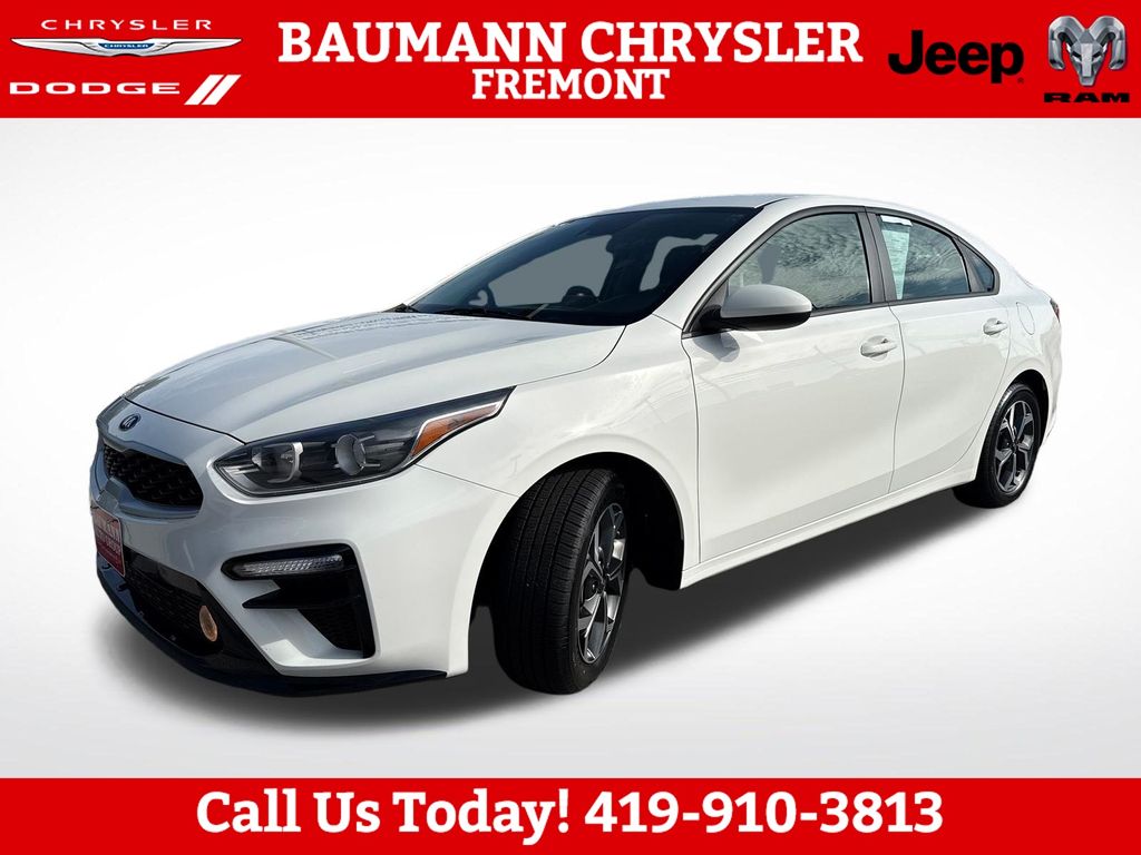 Used 2020 Kia FORTE LXS with VIN 3KPF24AD1LE187399 for sale in Fremont, OH