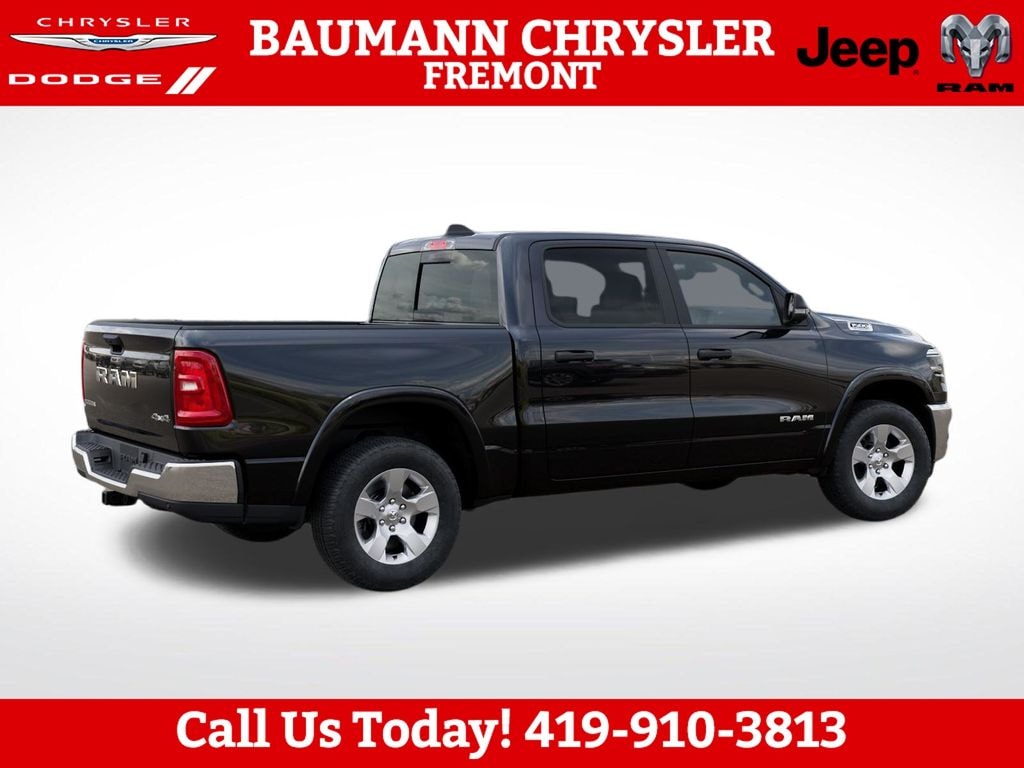 New 2026 Ram 1500 BIG HORN CREW CAB 4X4 5'7 BOX Pickup