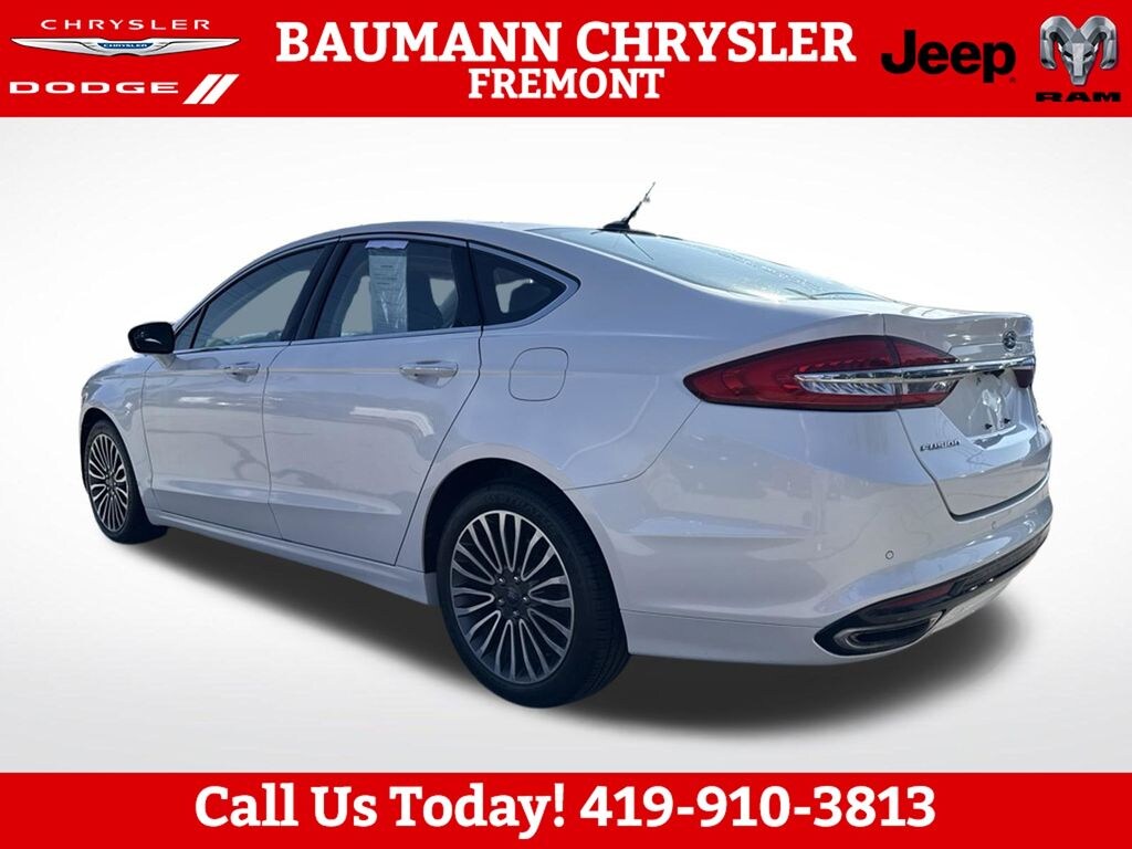 Used 2017 Ford Fusion SE Sedan