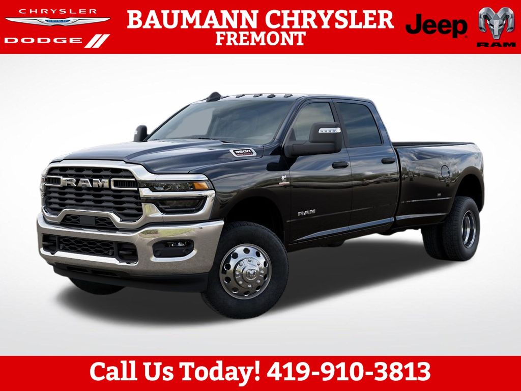 2026 Ram 3500 BIG HORN CREW CAB 4X4 8' BOX Pickup