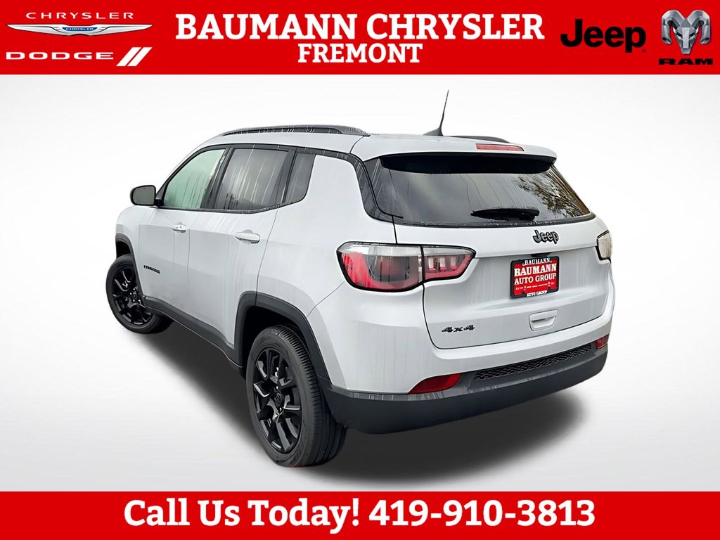 2026 Jeep Compass Latitude Altitude - Photo 8