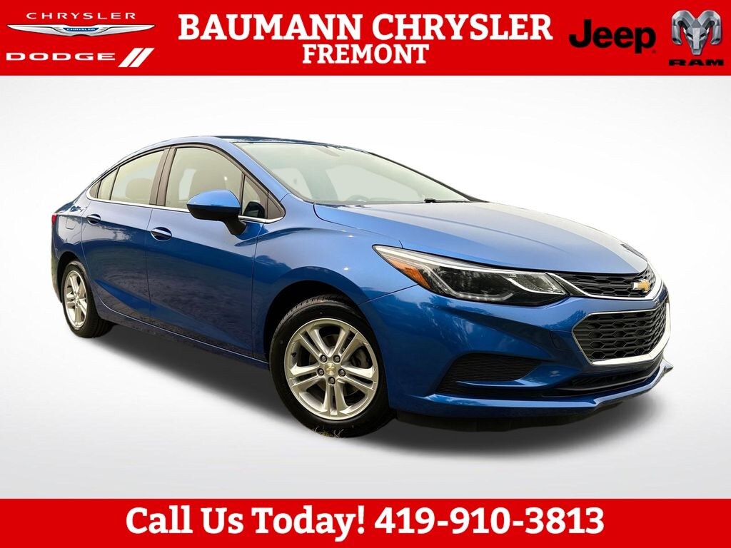 Used 2017 Chevrolet Cruze LT Sedan