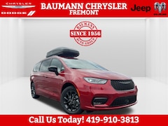 2025 Chrysler Pacifica SELECT Passenger Van
