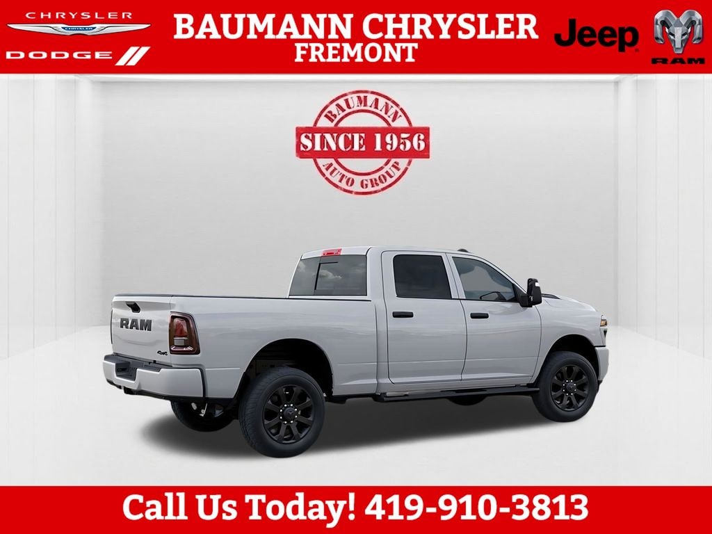 New 2026 Ram 2500 BLACK EXPRESS CREW CAB 4X4 6'4 BOX Pickup