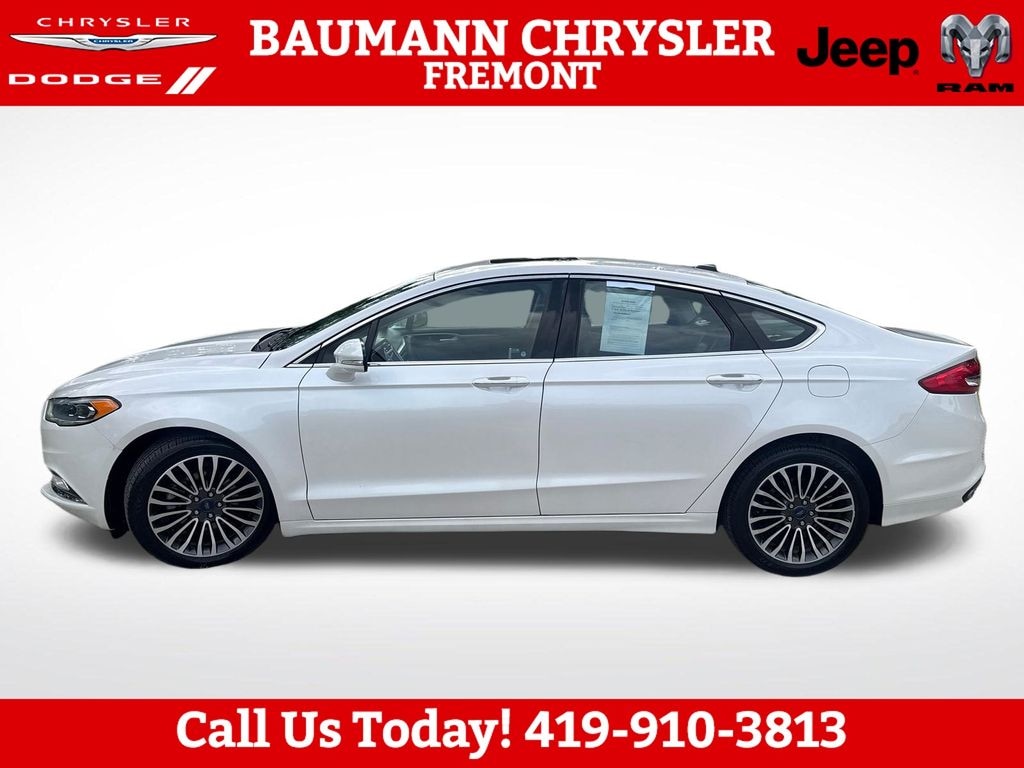 Used 2017 Ford Fusion SE Sedan