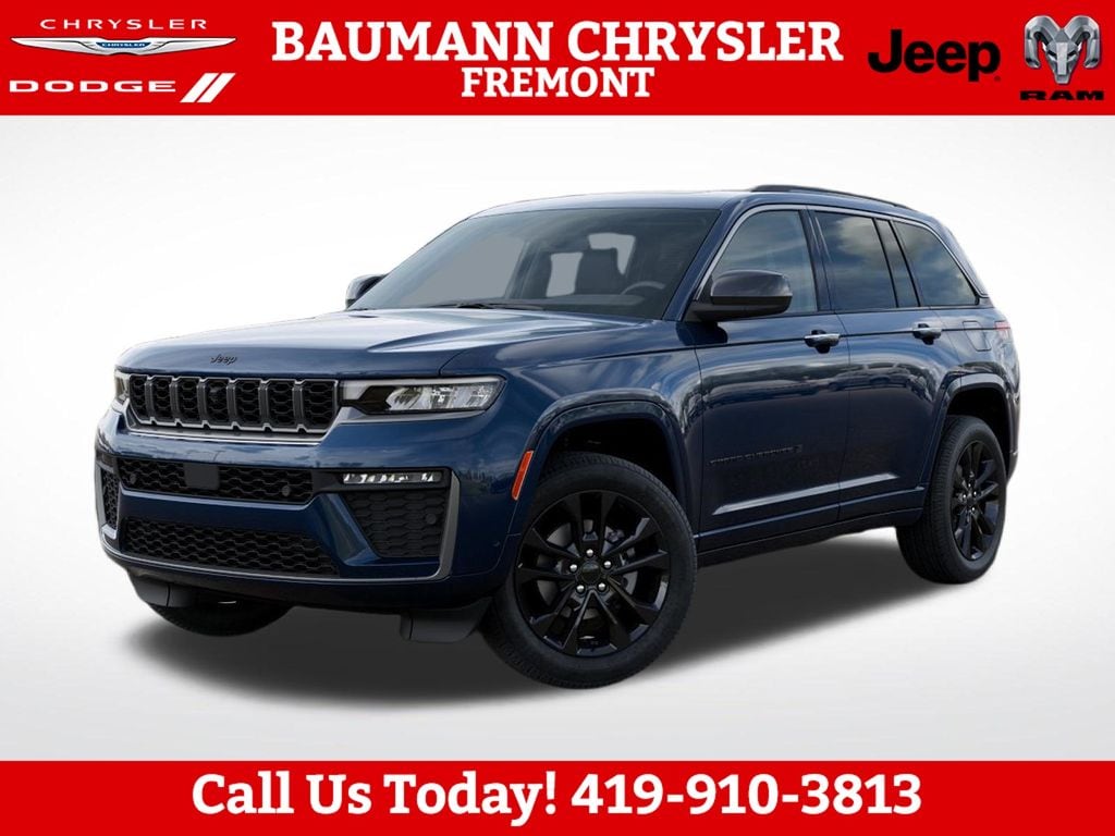2026 Jeep Grand Cherokee Limited Reserve 4x4's photo