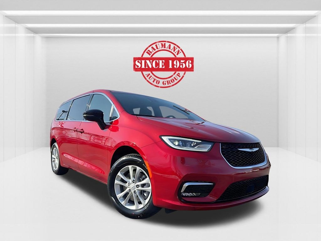 New 2026 Chrysler Pacifica SELECT AWD Passenger Van