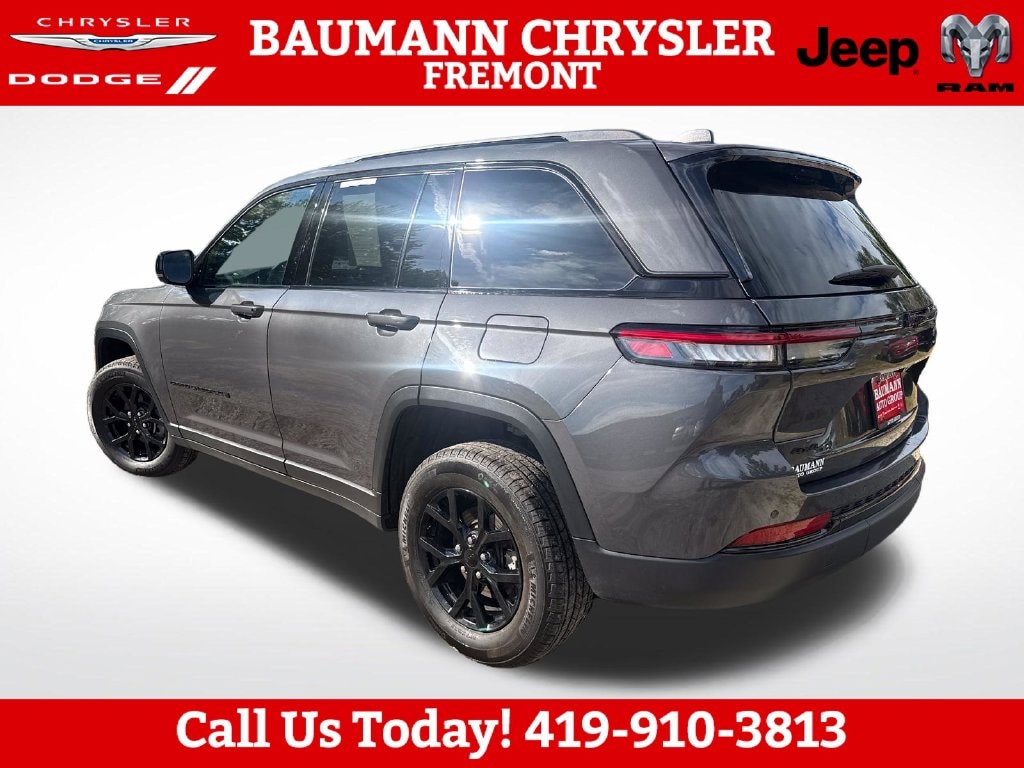 Used 2024 Jeep Grand Cherokee Altitude X SUV