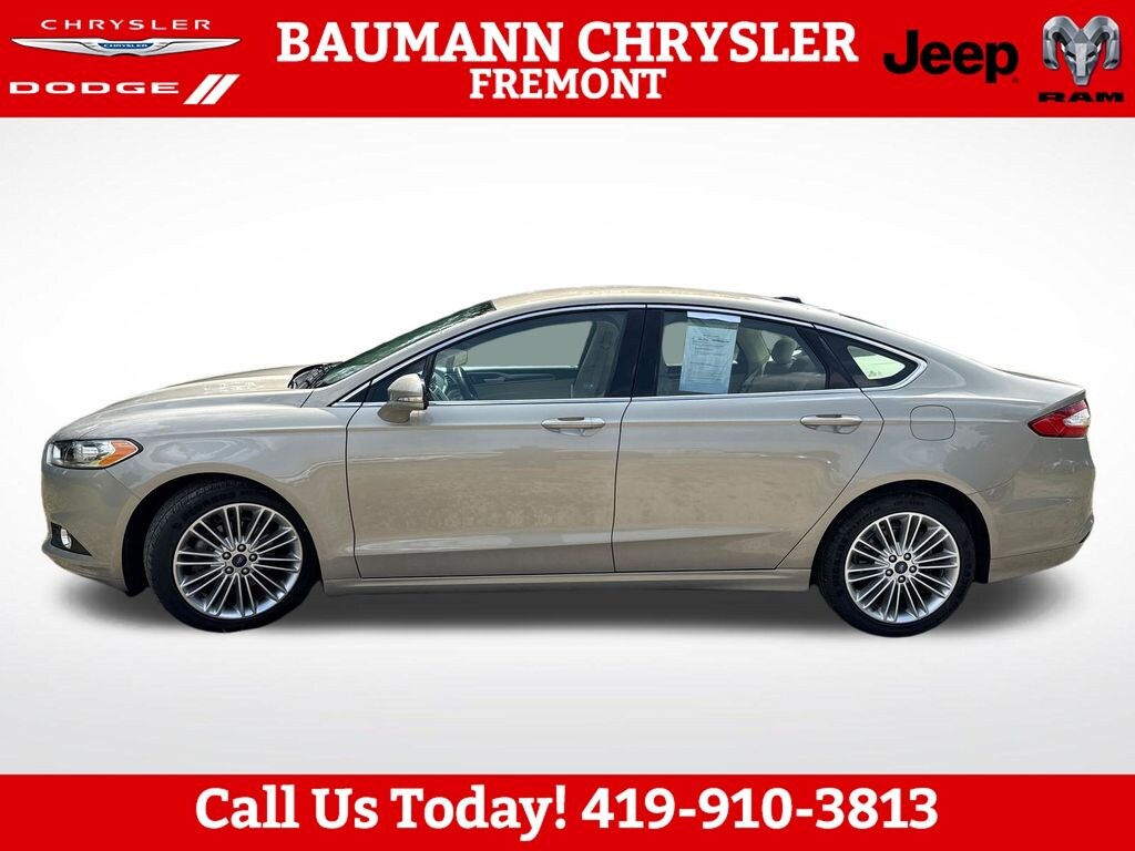 Used 2015 Ford Fusion SE Sedan