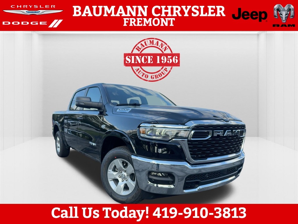 New 2026 Ram 1500 BIG HORN CREW CAB 4X4 5'7 BOX Pickup