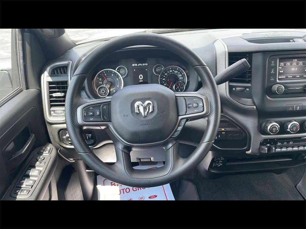 2023 Ram 3500 Tradesman photo 2