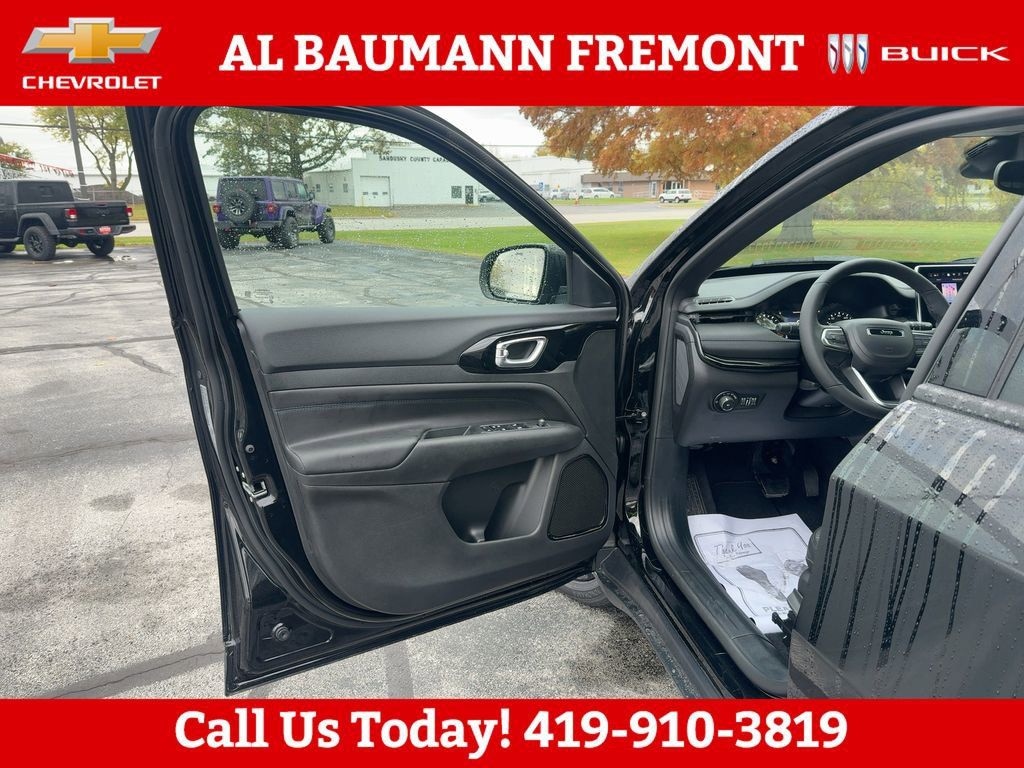 New 2026 Jeep Compass LATITUDE ALTITUDE 4X4 Sport Utility