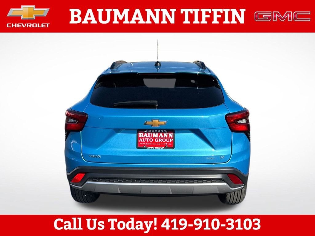 Used 2025 Chevrolet Trax LT SUV