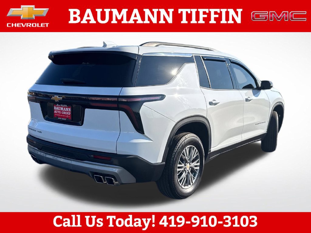 Used 2025 Chevrolet Traverse LT SUV