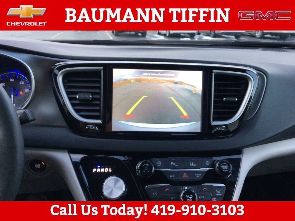 2024 Chrysler Pacifica Touring L - Photo 20
