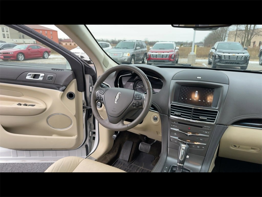 Used 2017 Lincoln MKT Elite