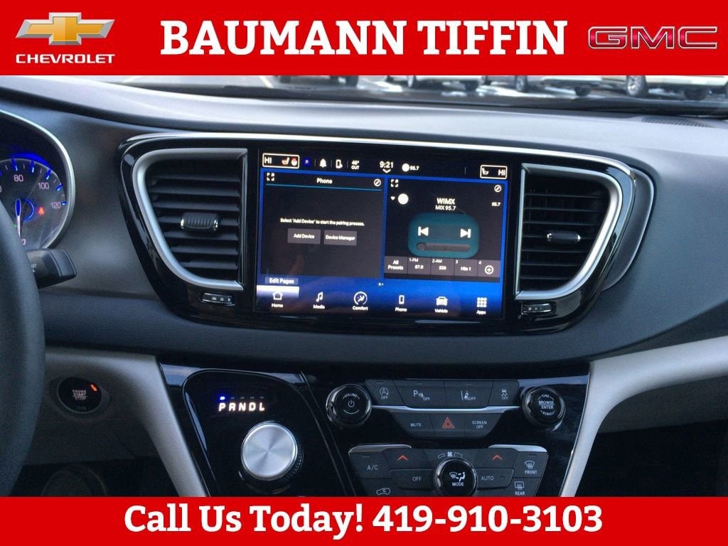 2024 Chrysler Pacifica Touring L - Photo 21