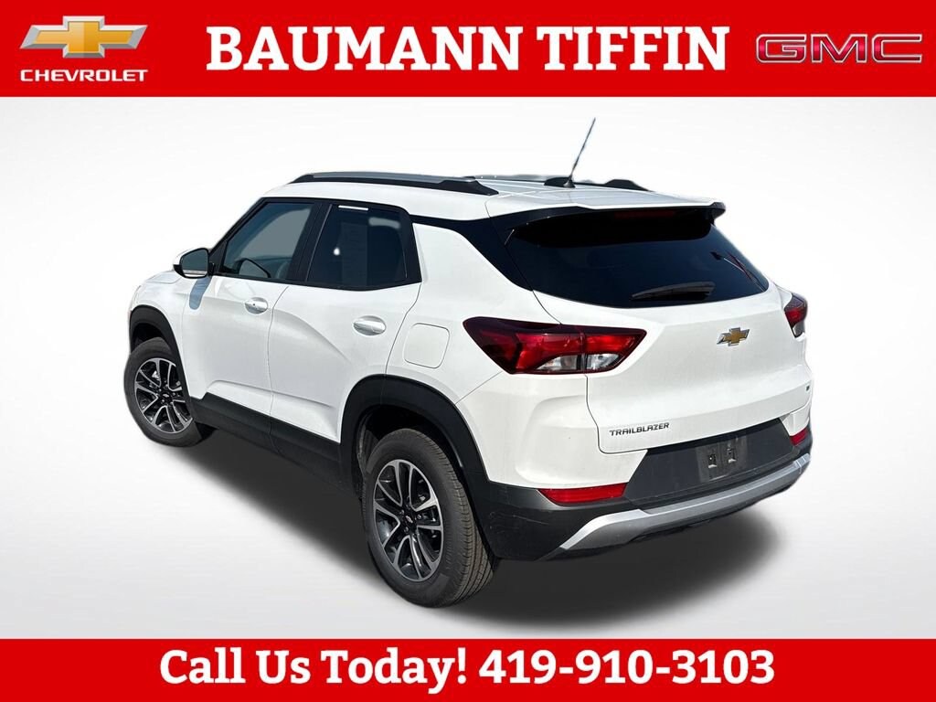 Used 2025 Chevrolet Trailblazer LT SUV