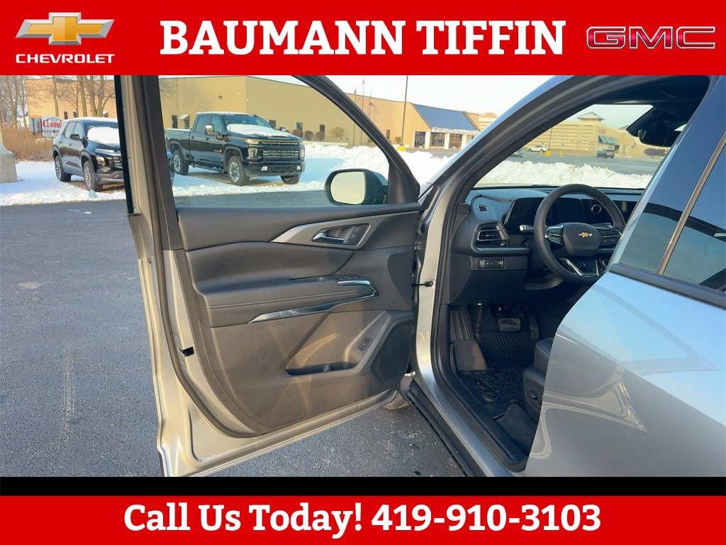 New 2026 Chevrolet Traverse LT SUV