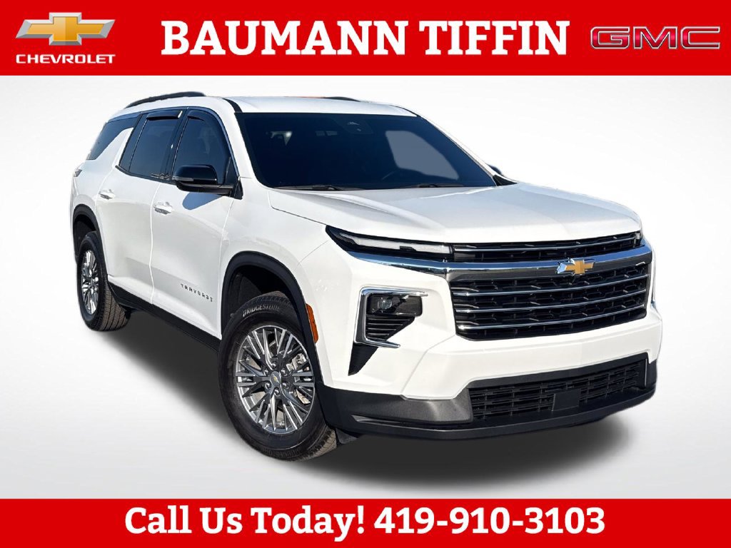 Used 2025 Chevrolet Traverse LT SUV