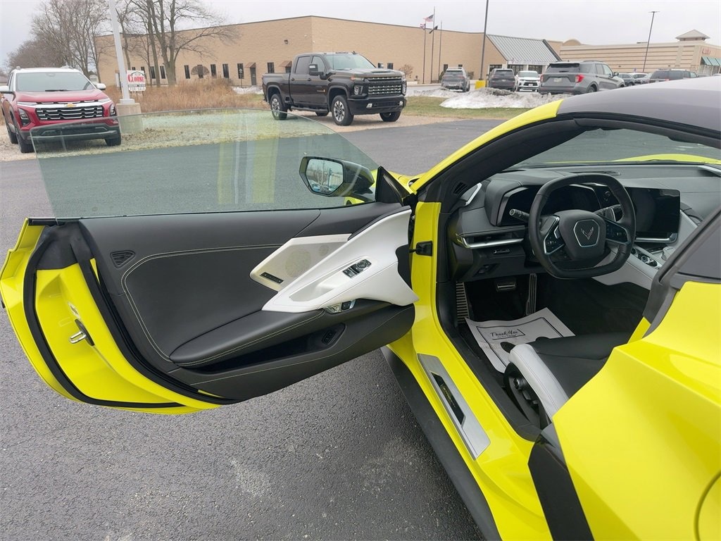 Used 2022 Chevrolet Corvette Stingray 2LT Performance