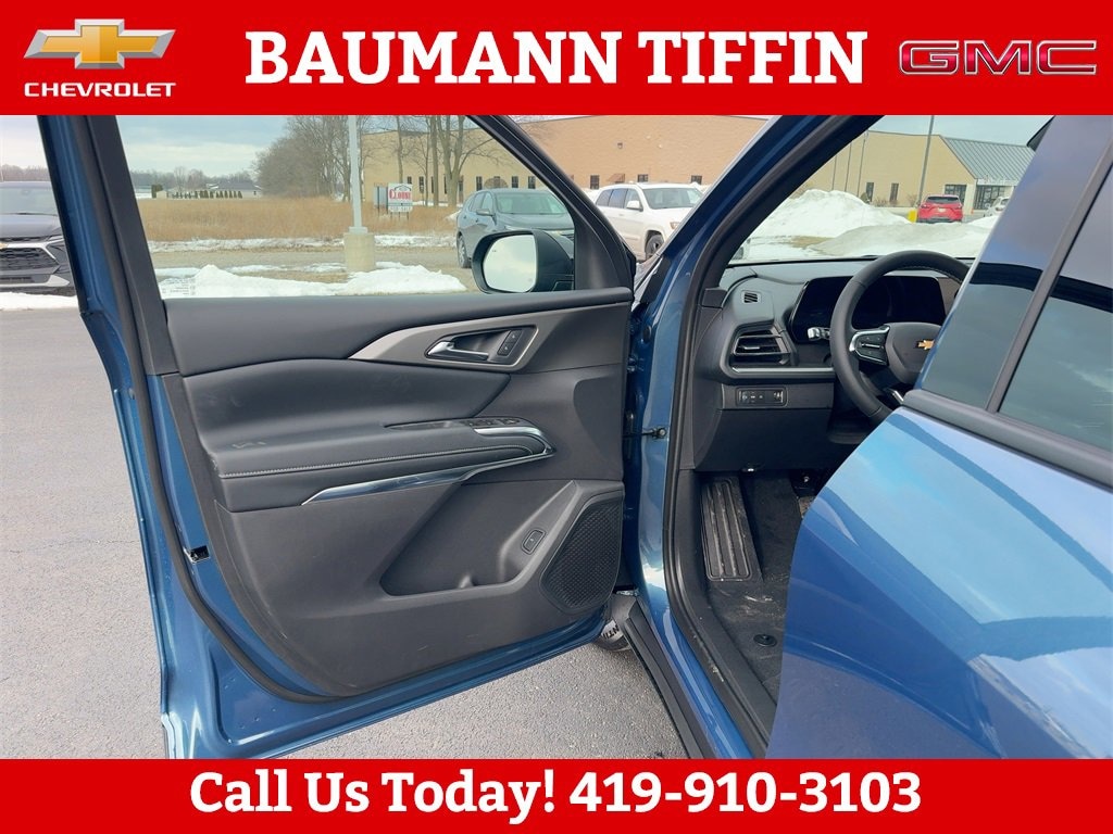 New 2026 Chevrolet Traverse LT SUV