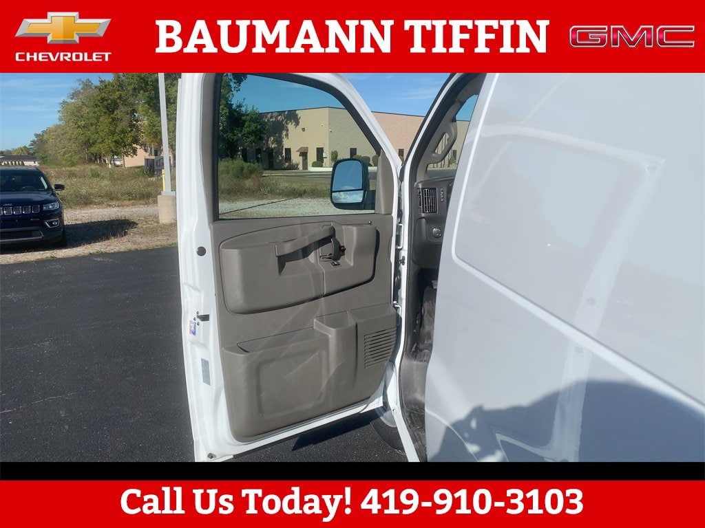 New 2025 GMC Savana Cargo 2500 Work Van Van