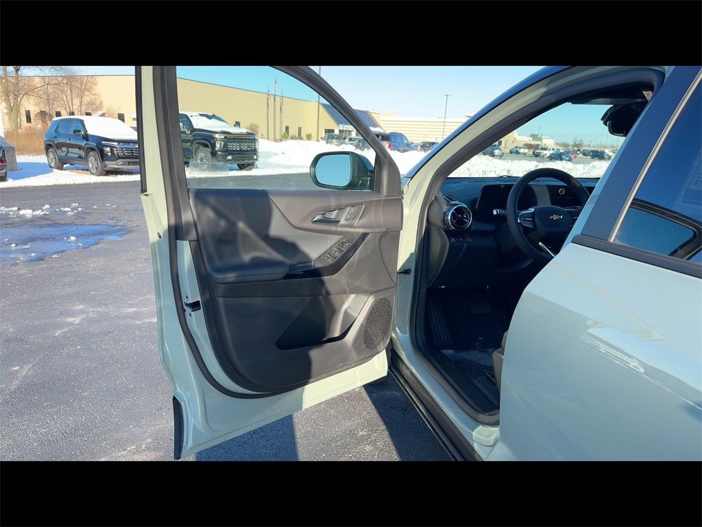 New 2026 Chevrolet Equinox LT SUV