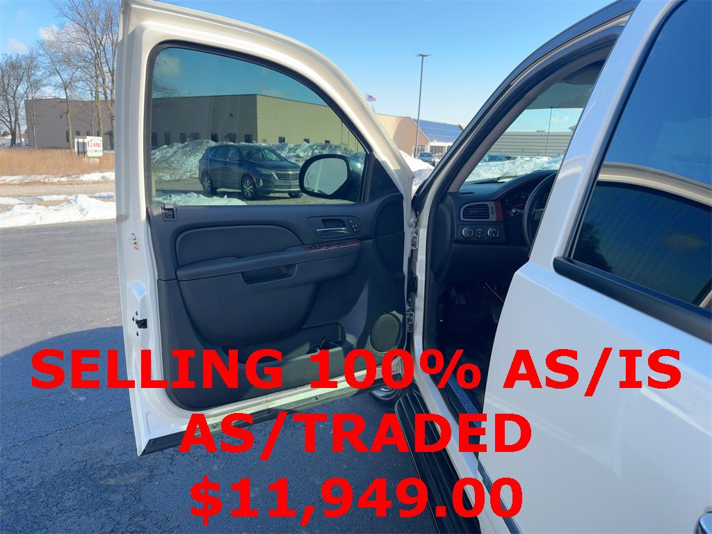 Used 2013 Chevrolet Suburban LTZ with VIN 1GNSKKE77DR370276 for sale in Tiffin, OH