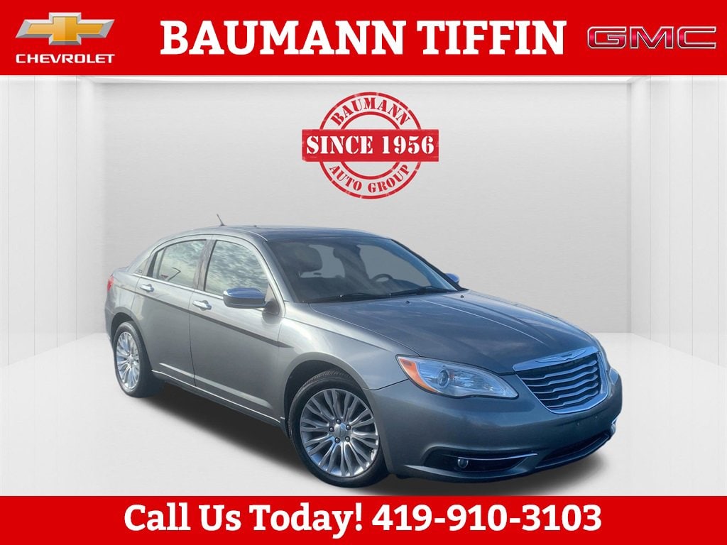 2011 Chrysler 200 Limited's photo