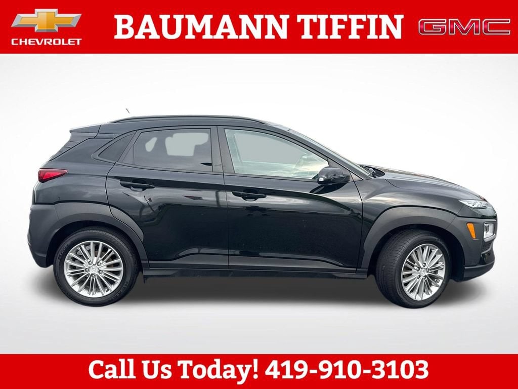 Used 2021 Hyundai Kona SEL with VIN KM8K22AA7MU625706 for sale in Fremont, OH