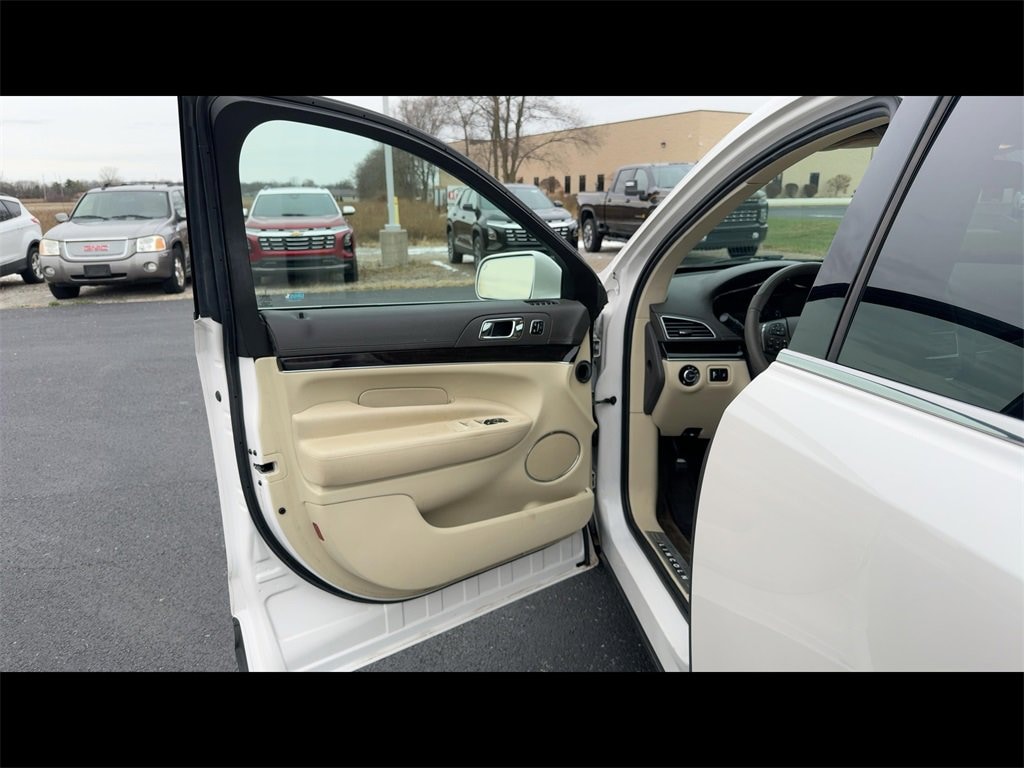Used 2017 Lincoln MKT Elite