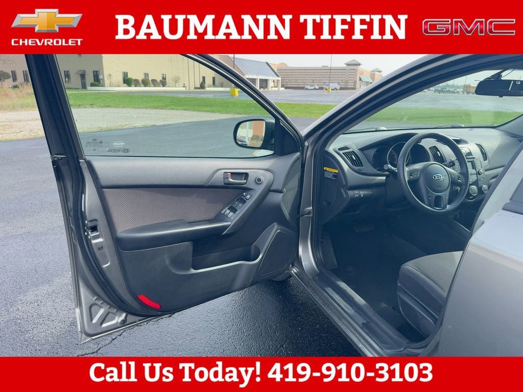 Used 2012 Kia Forte EX with VIN KNAFU4A24C5483003 for sale in Tiffin, OH