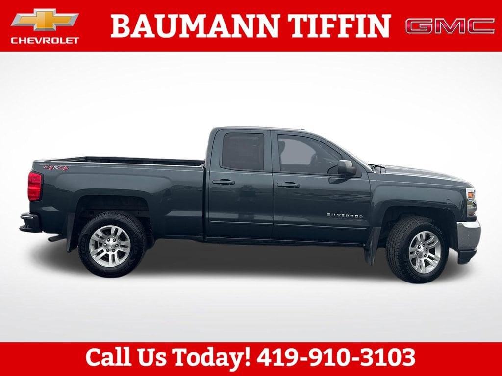 Used 2018 Chevrolet Silverado 1500 LT with VIN 1GCVKREH0JZ245817 for sale in Tiffin, OH