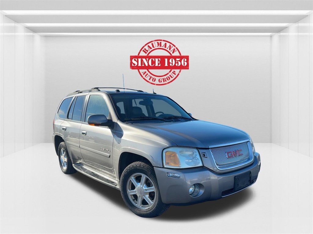 2005 GMC Envoy XL Denali's photo