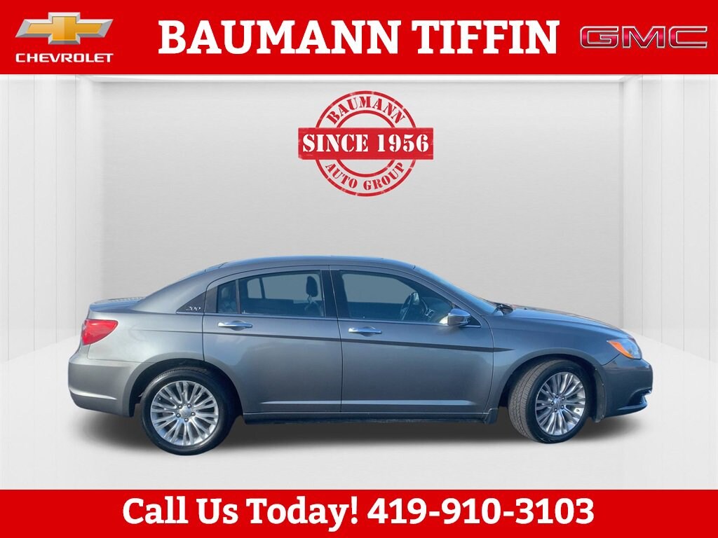 Used 2011 Chrysler 200 Limited