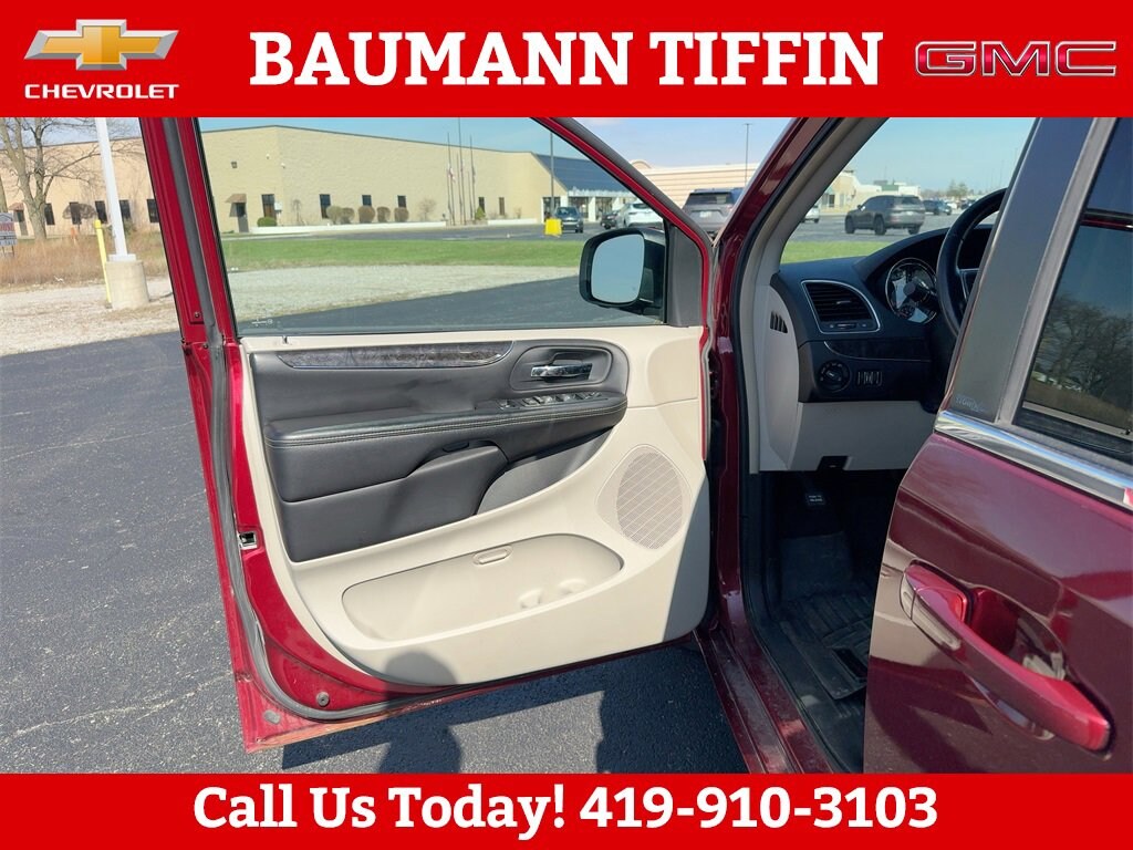 Used 2011 Chrysler Town & Country Touring